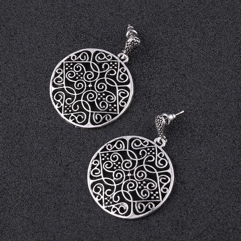 Boucle d'oreille ronde vintage