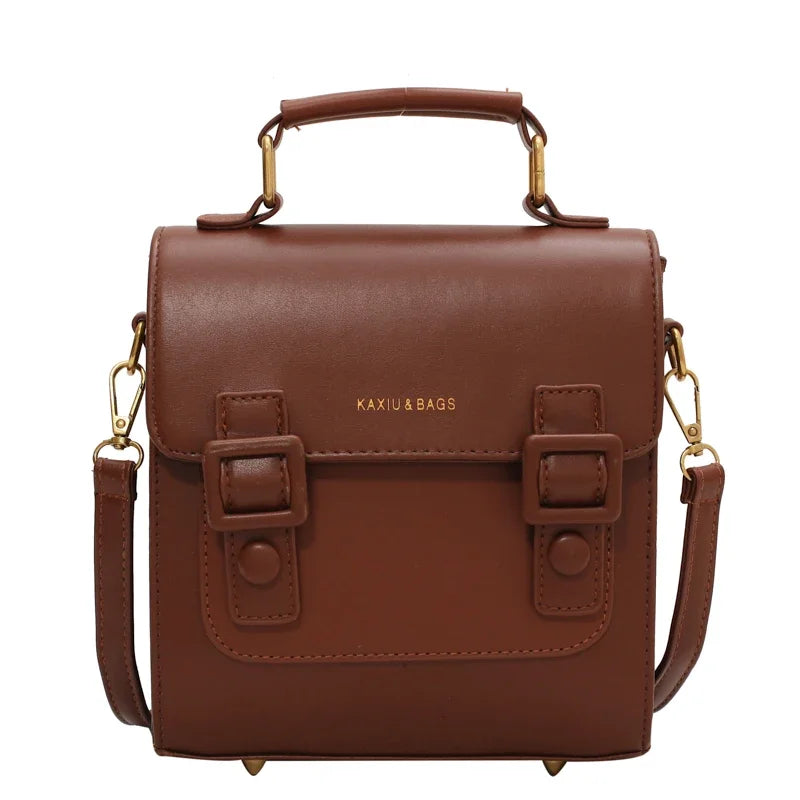 Petit sac à dos en cuir vintage