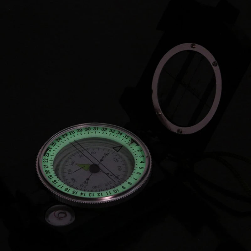 Boussole de geologue vintage