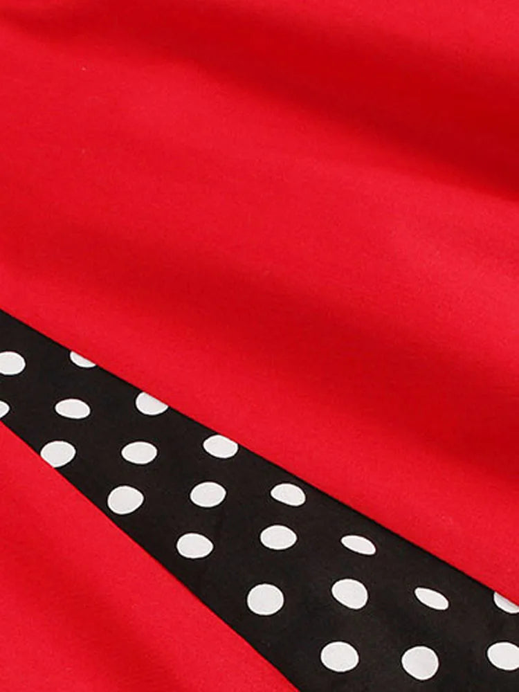 Robe vintage rouge à details noirs