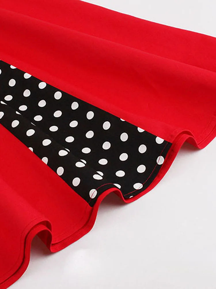 Robe vintage rouge à details noirs