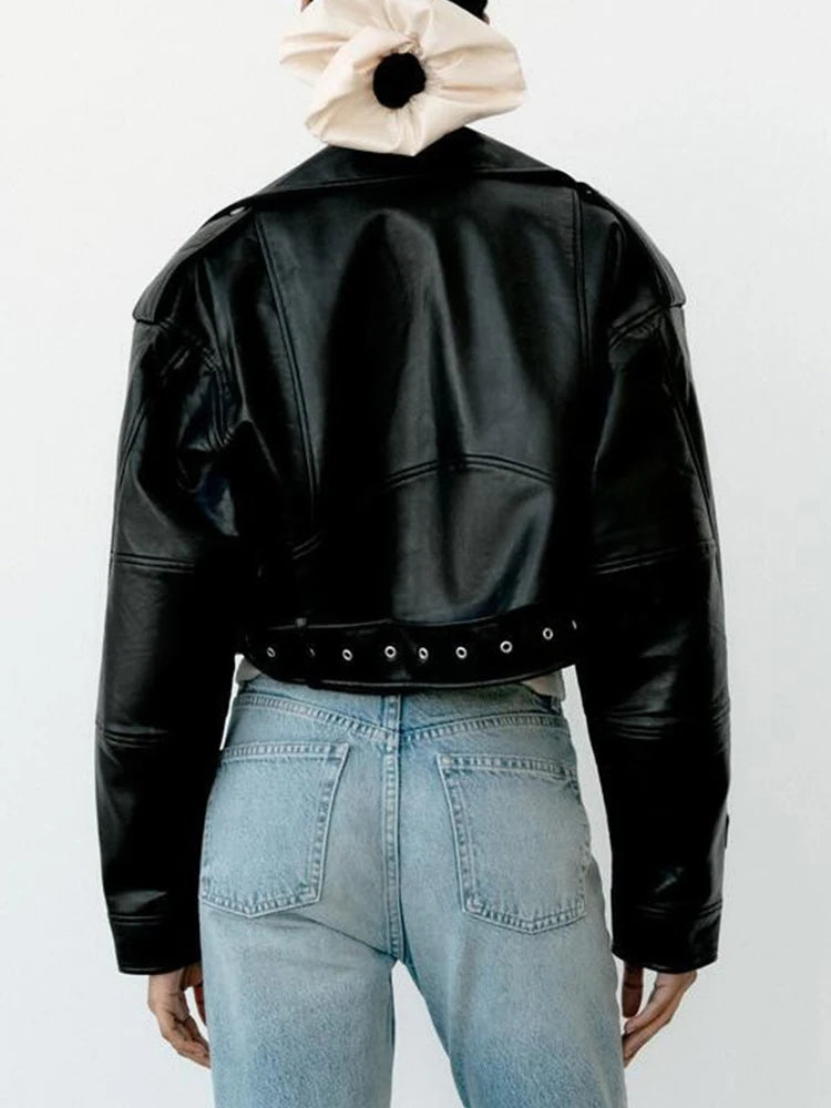 Veste en cuir avec ceinture vintage