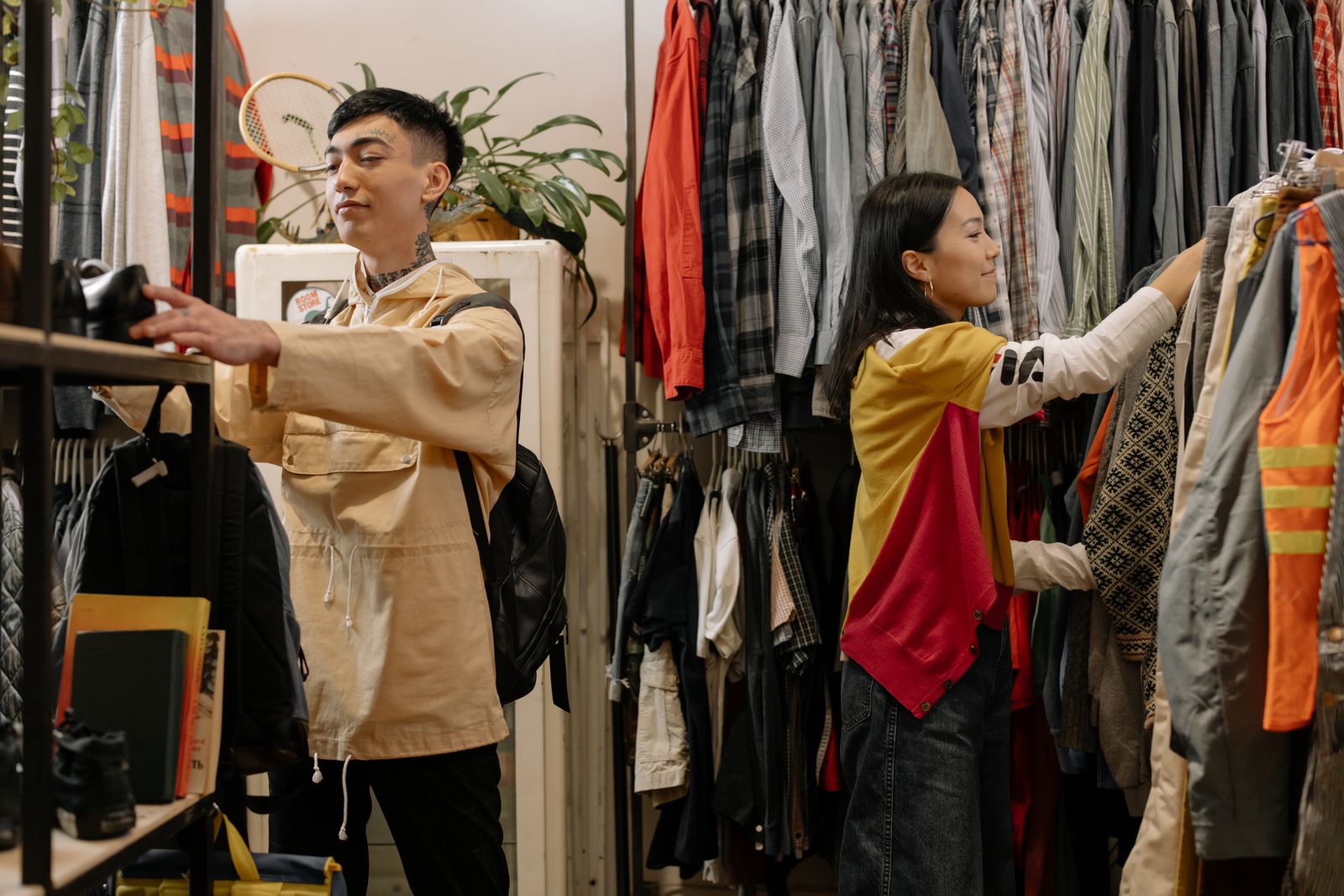 Reconnaître un vrai vintage en friperie