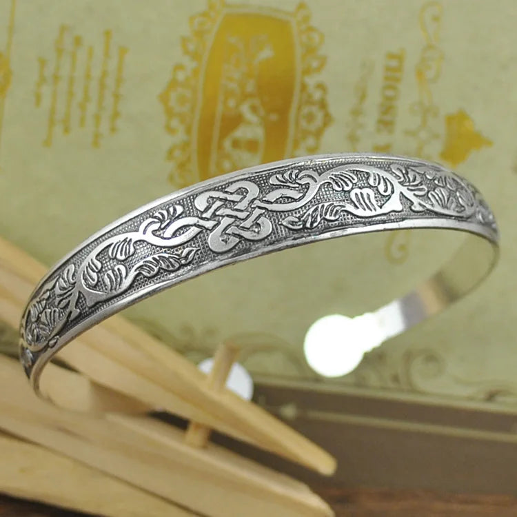 Bracelet sculpture vintage