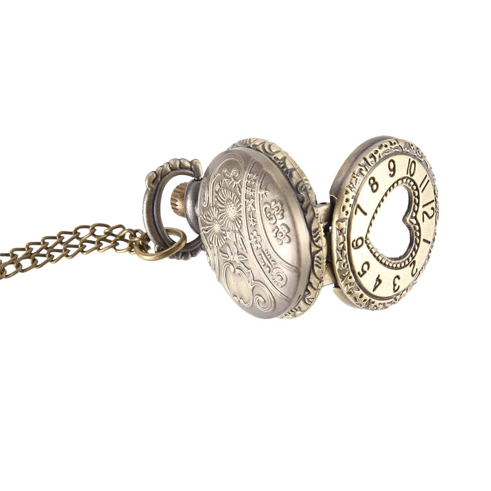 Montre à gousset vintage mini cœur