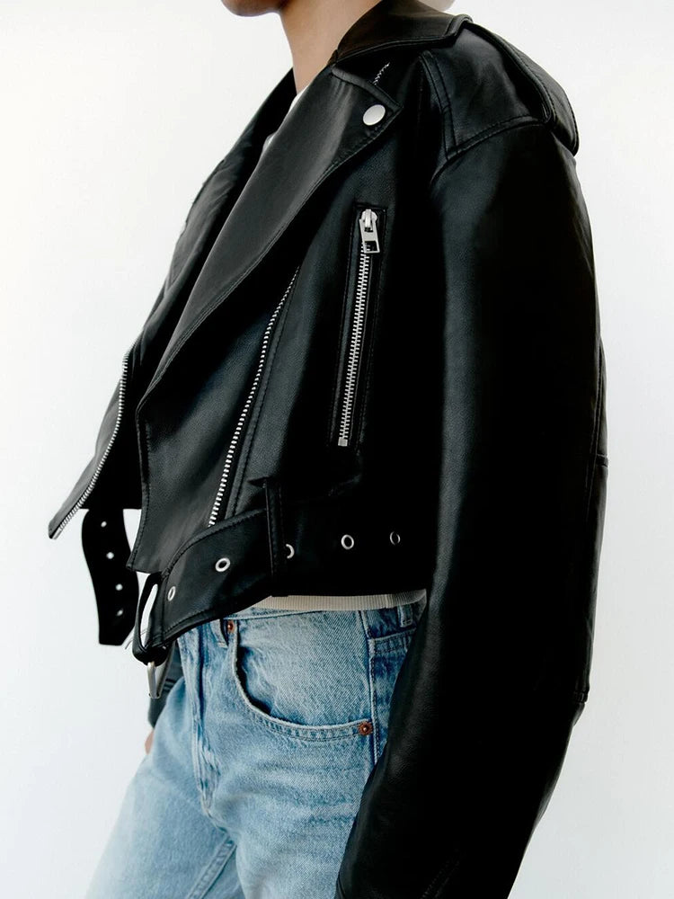 Veste en cuir avec ceinture vintage