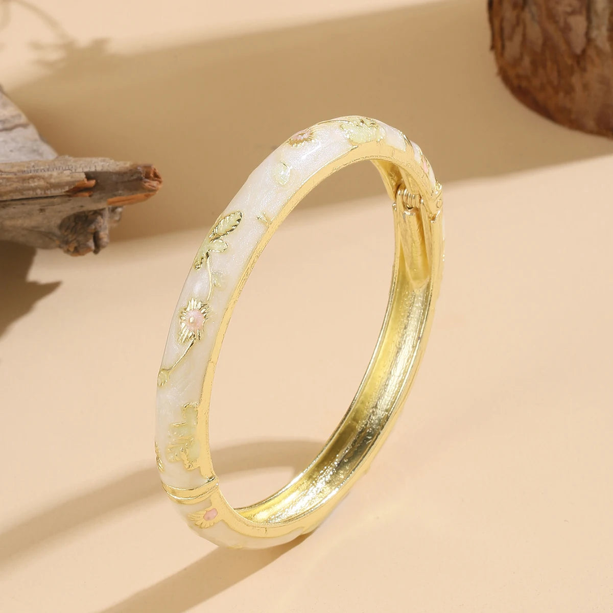 Bracelet vintage à petit fleur